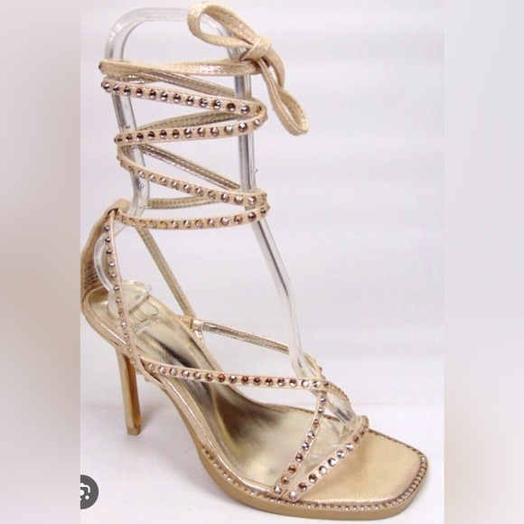 JLO Gardina Strappy Lace Up Heel Light
Gold Champagne - Picture 7 of 16